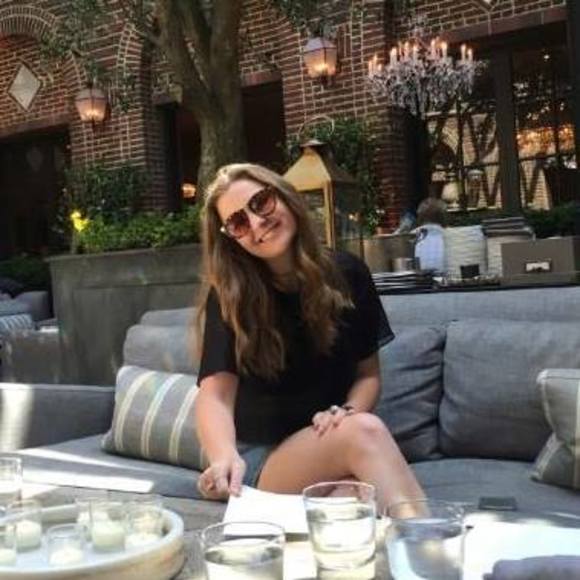 Meet your Posher, Madeline - Picture 1 of 1